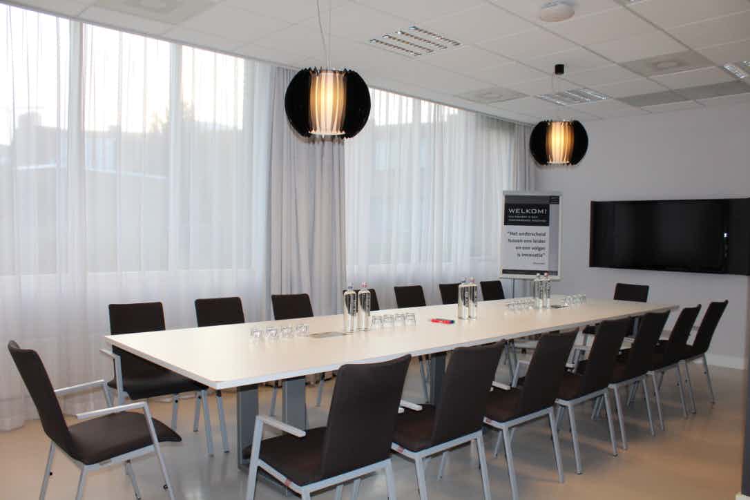 Meeting room 12, Postillion Hotel & Convention Centre Utrecht Bunnik